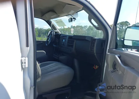 2021 Chevrolet Express Cargo Rwd 2500 Regular Wheelbase Wt z USA, uszkodzony, nr VIN 1GCWGAFP6M1264419